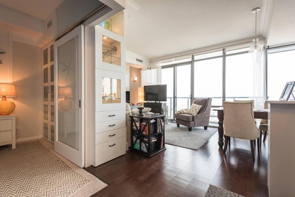 Stunning Condo With Fantastic View Of The City! Toronto Ngoại thất bức ảnh